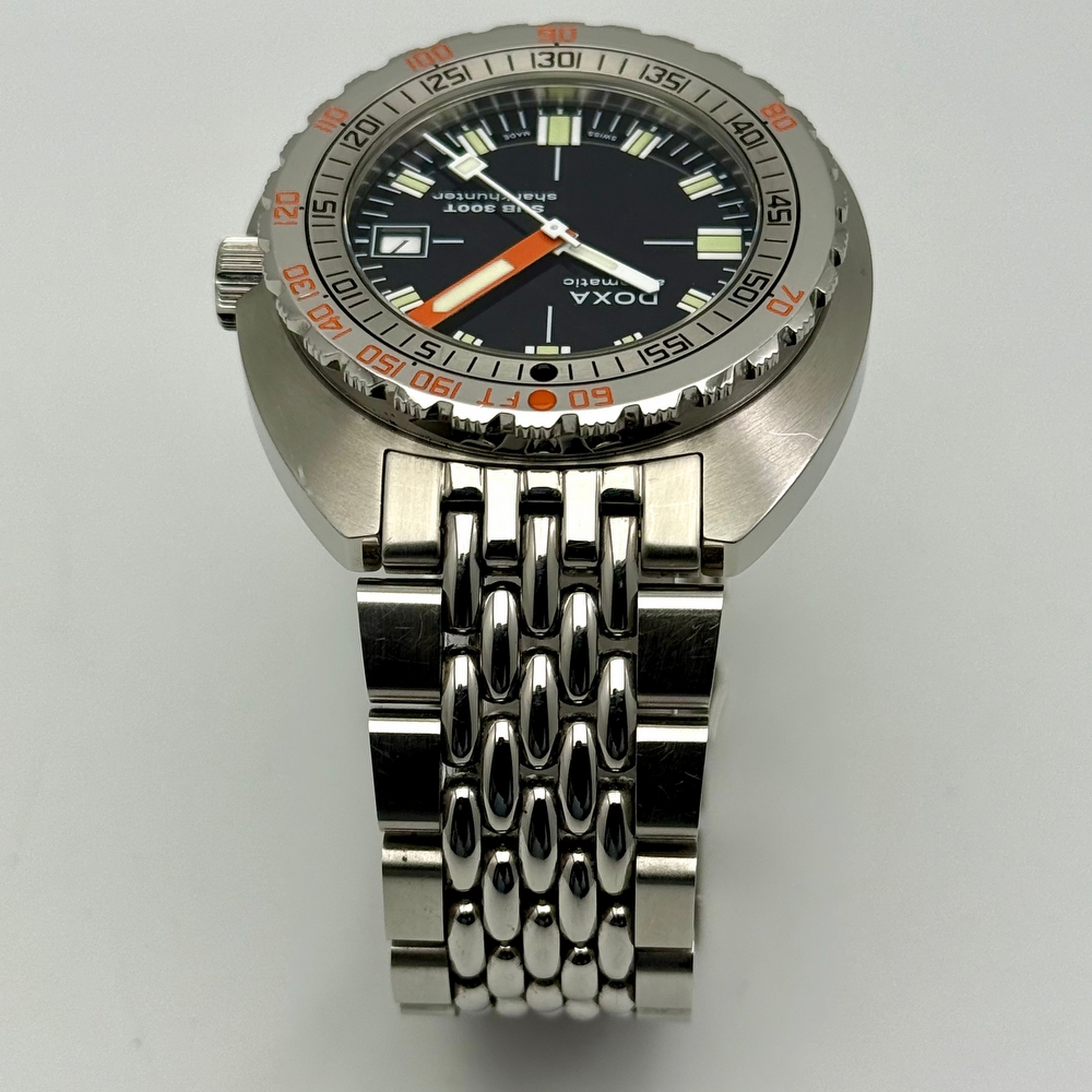 Doxa SUB 300T Sharkhunter Conquistador